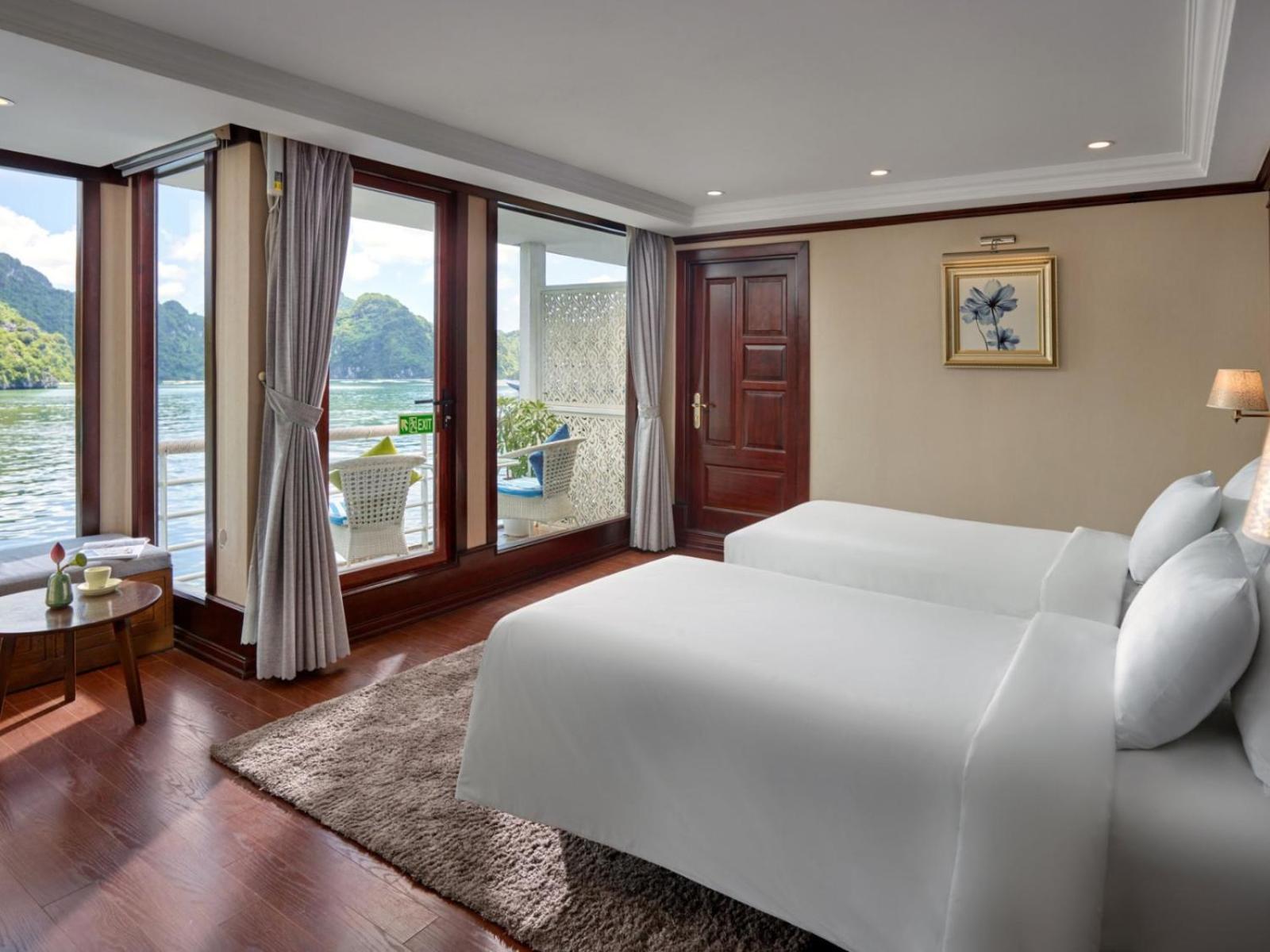 Halong Luxury Cruise Hotel Ha Long Exterior photo