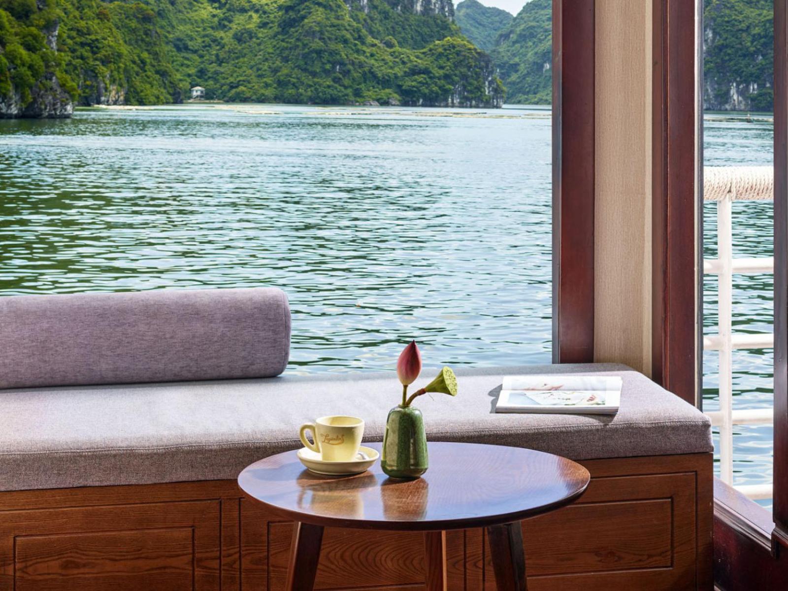 Halong Luxury Cruise Hotel Ha Long Exterior photo