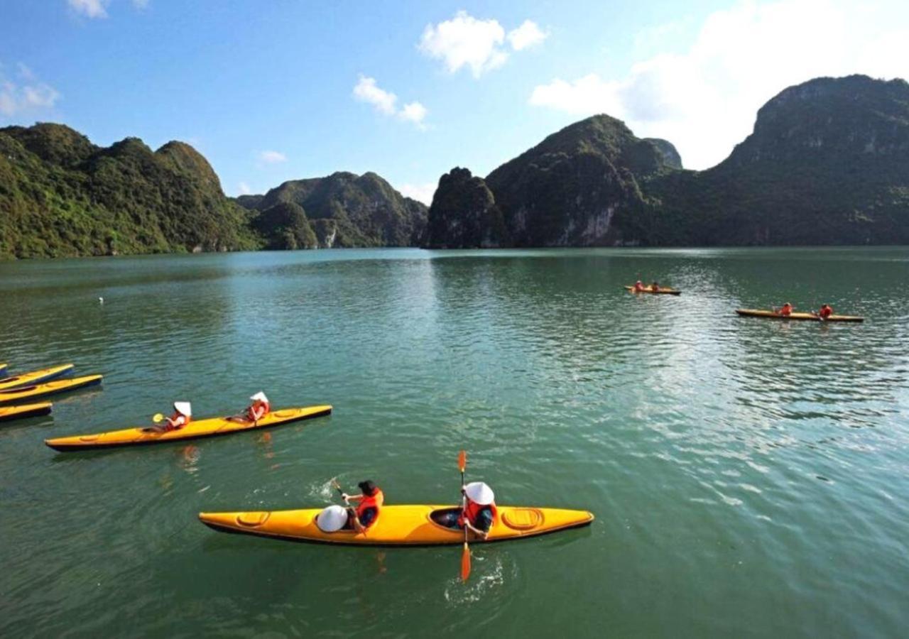 Halong Luxury Cruise Hotel Ha Long Exterior photo